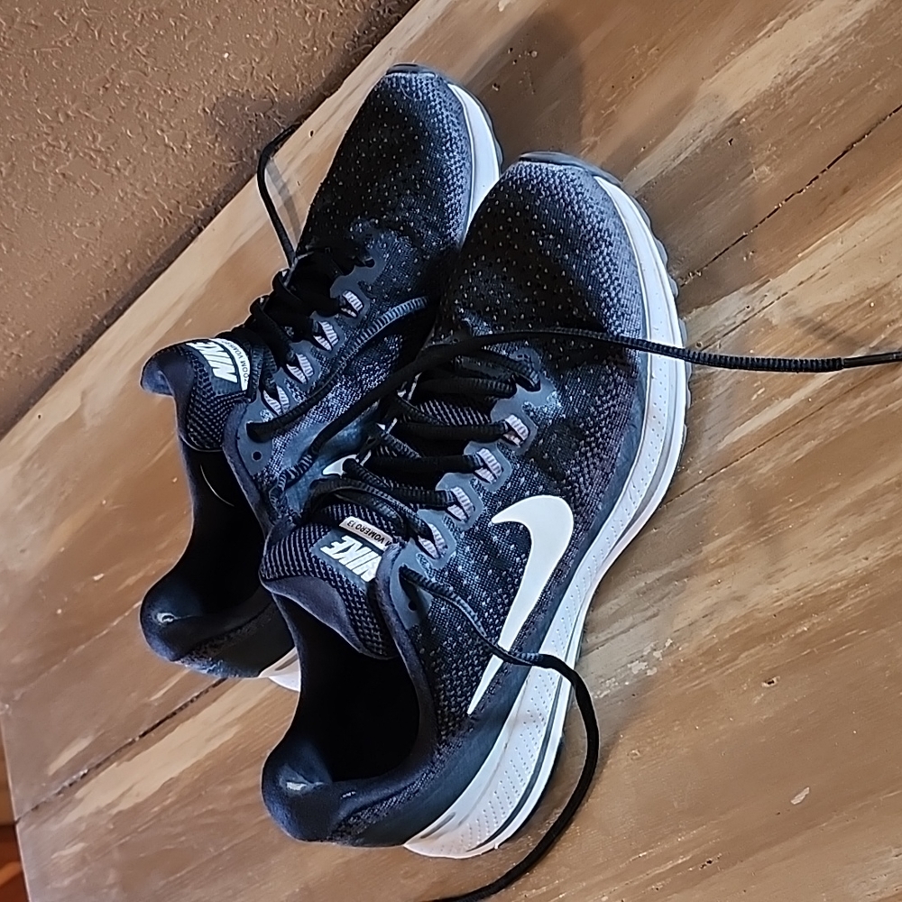 Nike shoes